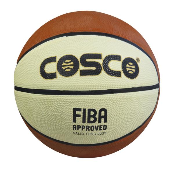 Orange-weißer Cosco Basketball mit FIBA-Zulassung, gültig bis 2023.