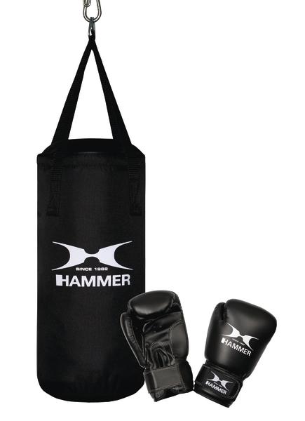 Schwarzer Boxsack und Boxhandschuhe von Hammer für Kampfsporttraining.